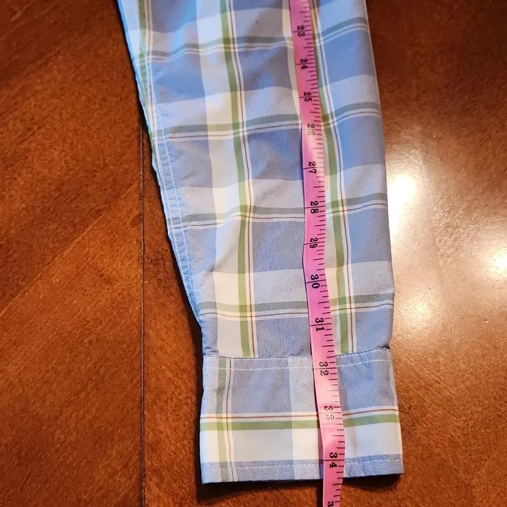 North Face Traverse Button Down Vented Outdoor Shirt Medium Blue & White Plaid